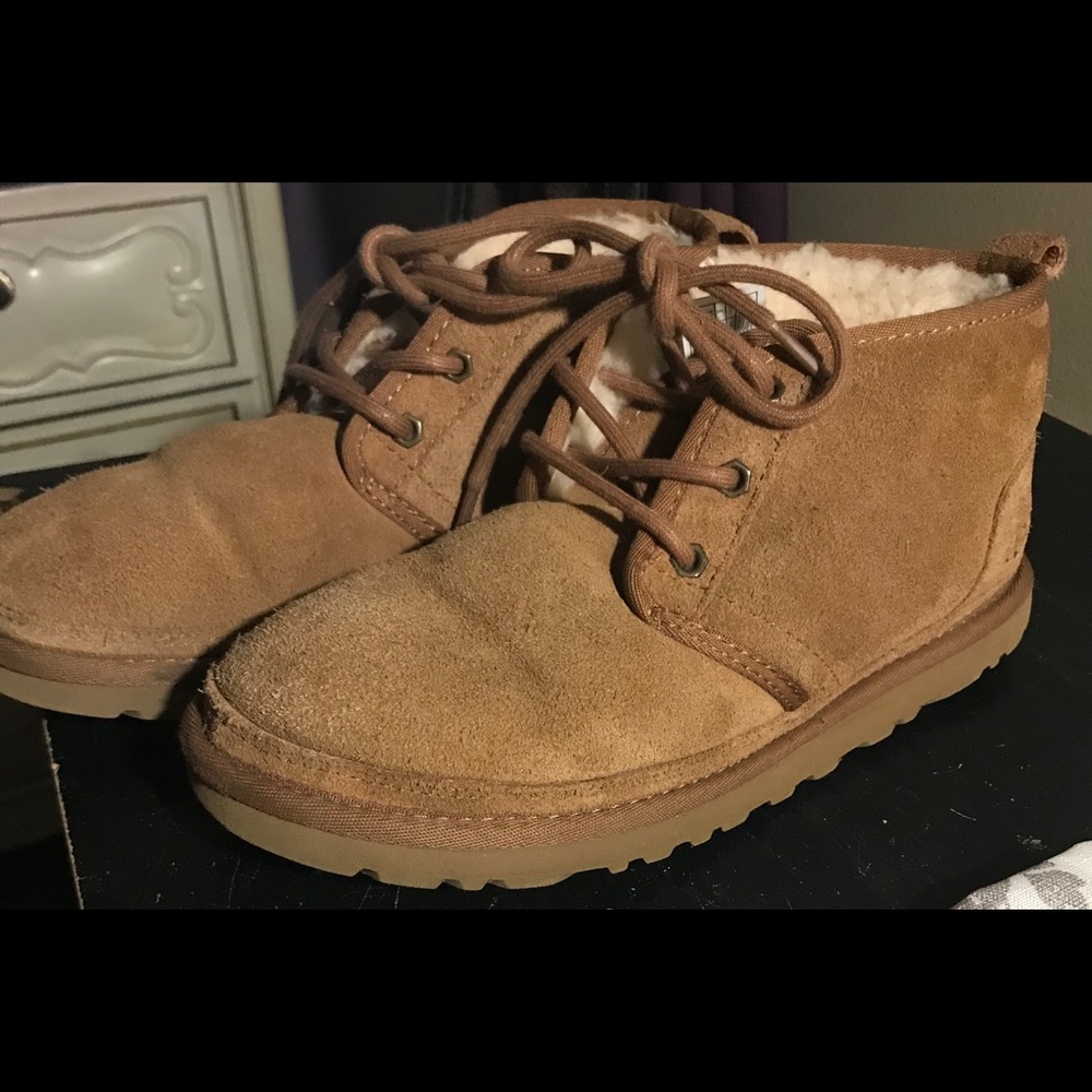 UGG  chestnut Neumel Boot